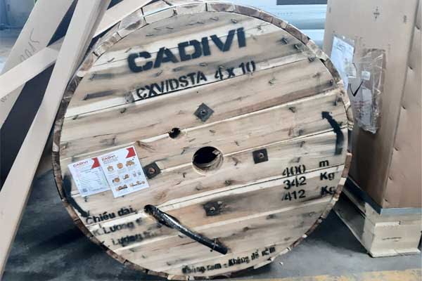 Giá Cáp Ngầm CADIVI: CXV/DSTA 4x10 (4x7/1.35) - 0,6/1 kV