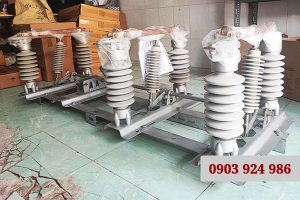 Bảng Giá: Dao Cách Ly DS - 3 Pha 35kV 630A (Trụ Sứ) - Tuấn Ân 