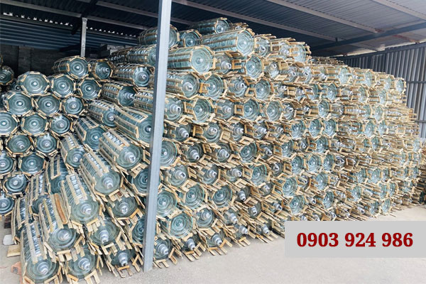 Phân phối sứ chuỗi cách điện thủy tinh cho dự án