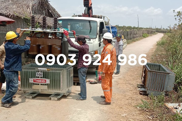 Thay vỏ mạ kẽm máy biến áp 3 pha
