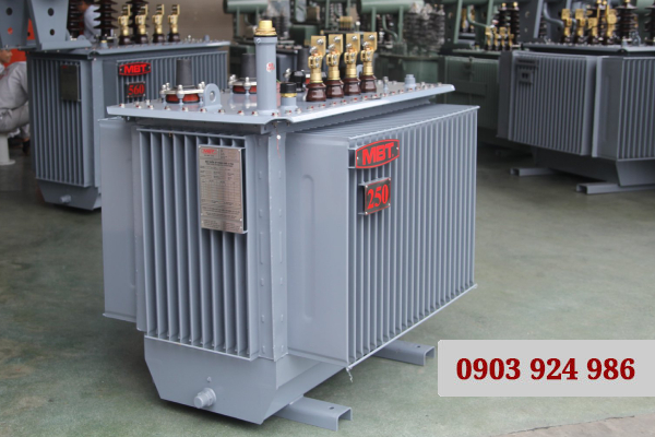 Sản phẩm Máy biến áp MBT 3 pha 250kVA
