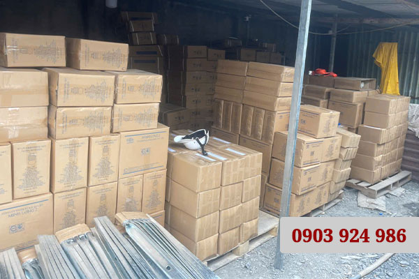 Đại lý phân phối sứ đứng cách điện trung thế